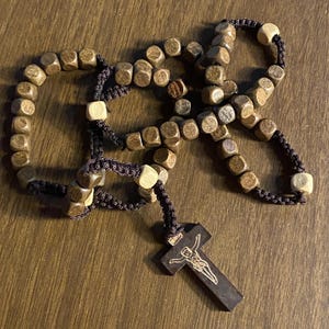 Vintage Rosary Square Brown Wood & Brown Knotted Christian 18" Long" . Gift