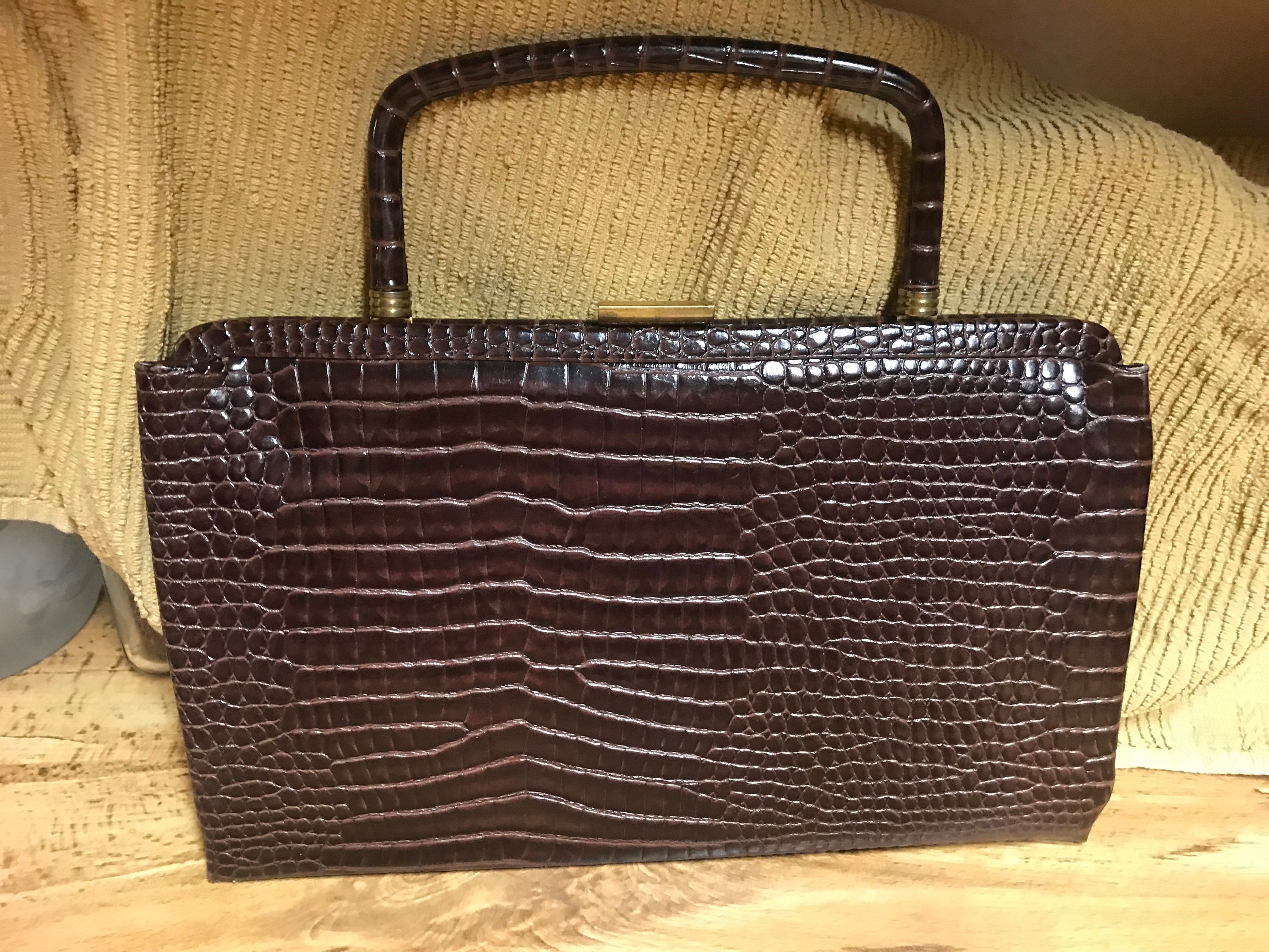 leather clasp bag