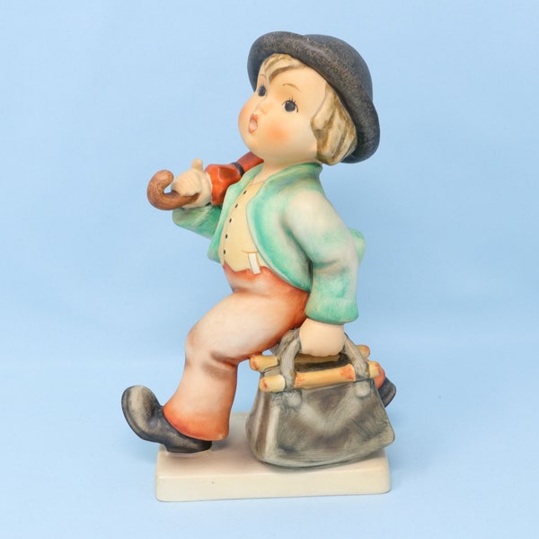 SELTENE GROßE 7" Hummel Merry Wanderer #7/I, TMK6, Hummel Junge Figur, Junge mit Schirm und Koffer, Vintage Goebel Hummel Porzellan