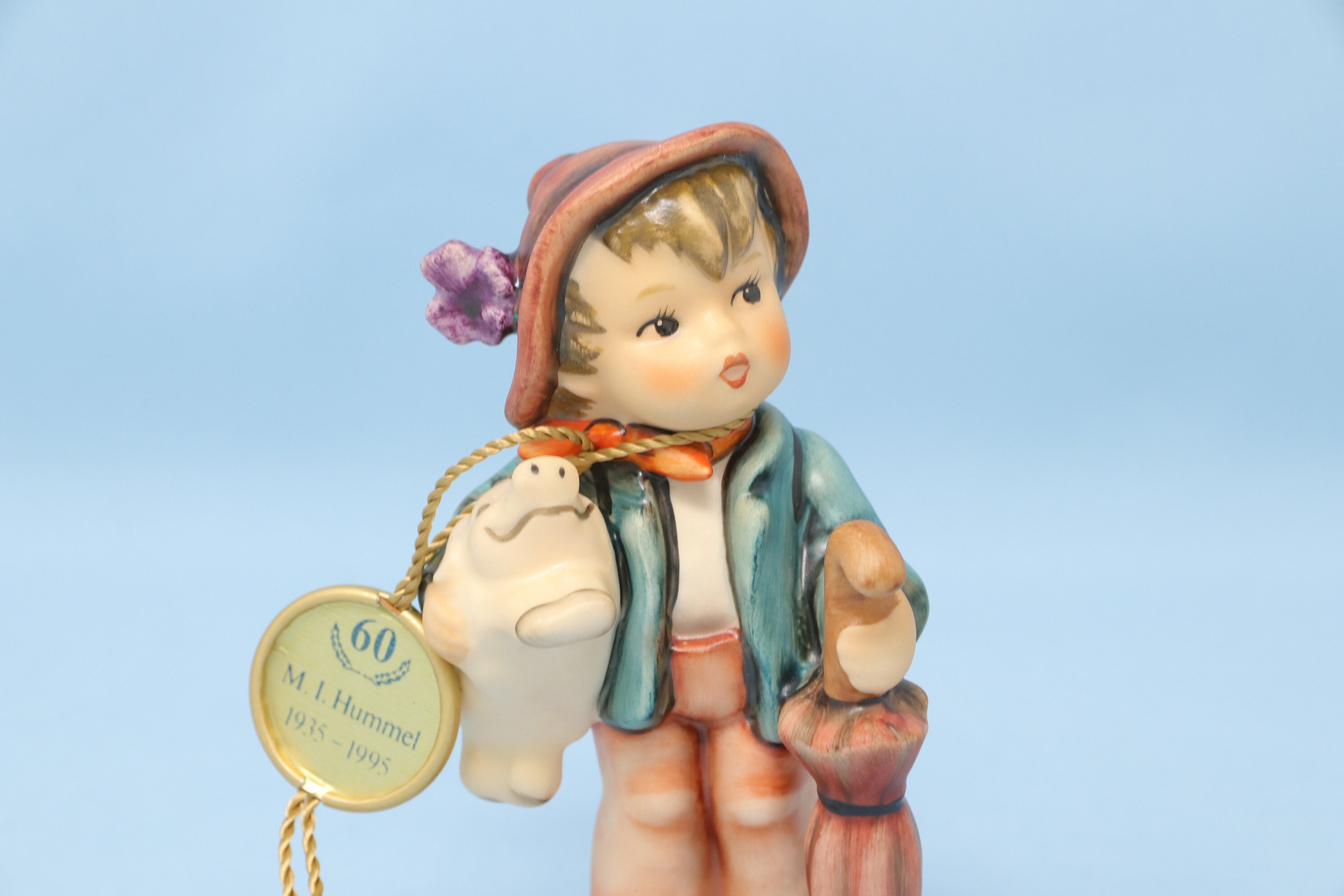 Luckey's Hummel Figurines & Plates : Identification & Price