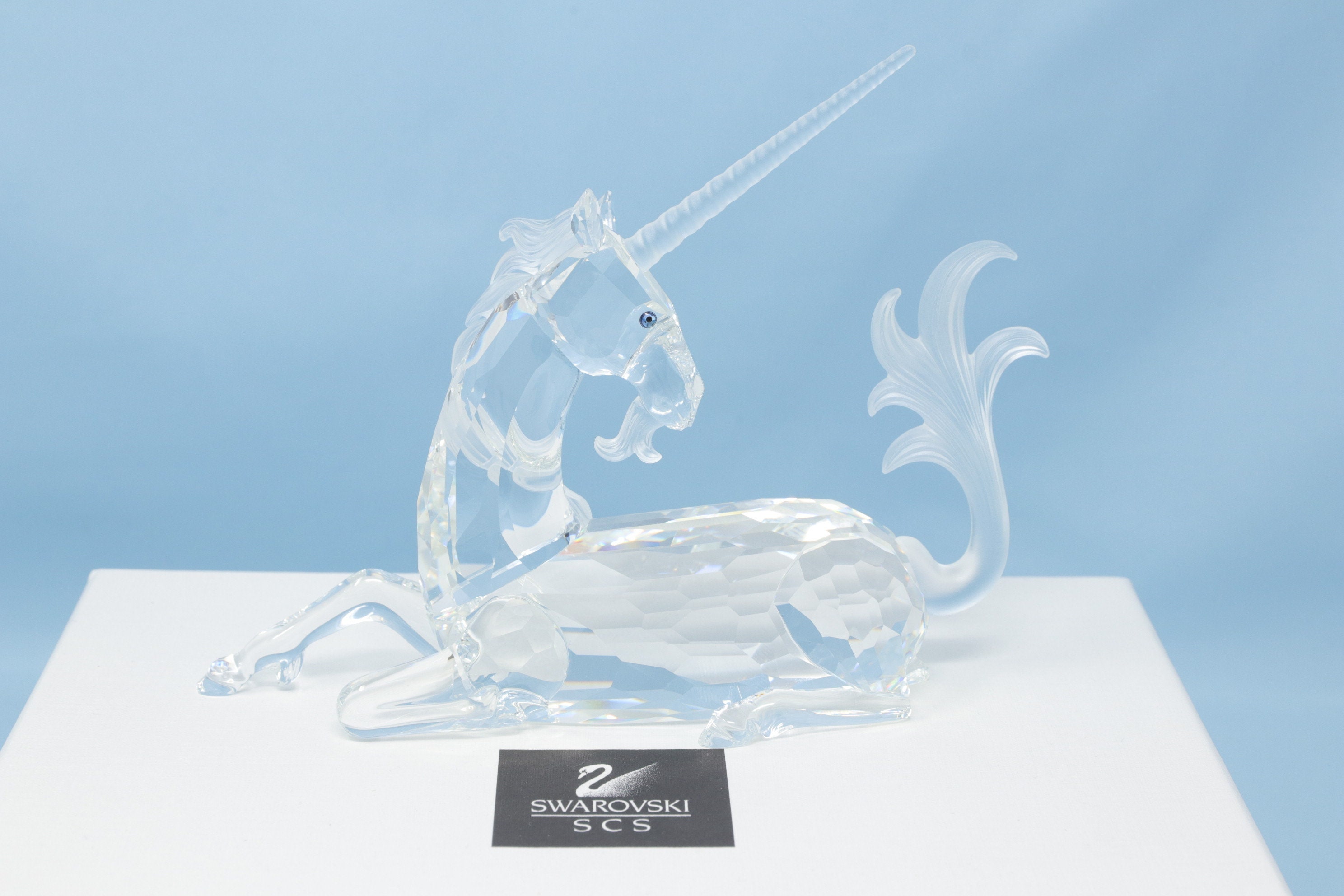 Licorne figurine cristalline lumineuse