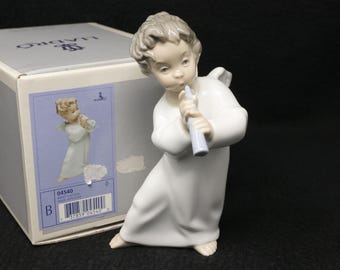 Ángel Lladró con flauta de 6 1/4" n.° 4540, figura vintage de Lladró, figura de ángel de porcelana, regalo de coleccionista, decoración navideña.
