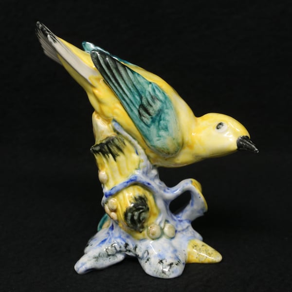 VERY NICE 5" Stangl Pottery Birds figurine #3447, Yellow Warbler, porcelain bird decor, yellow bird figurine, vintage bird lover gift