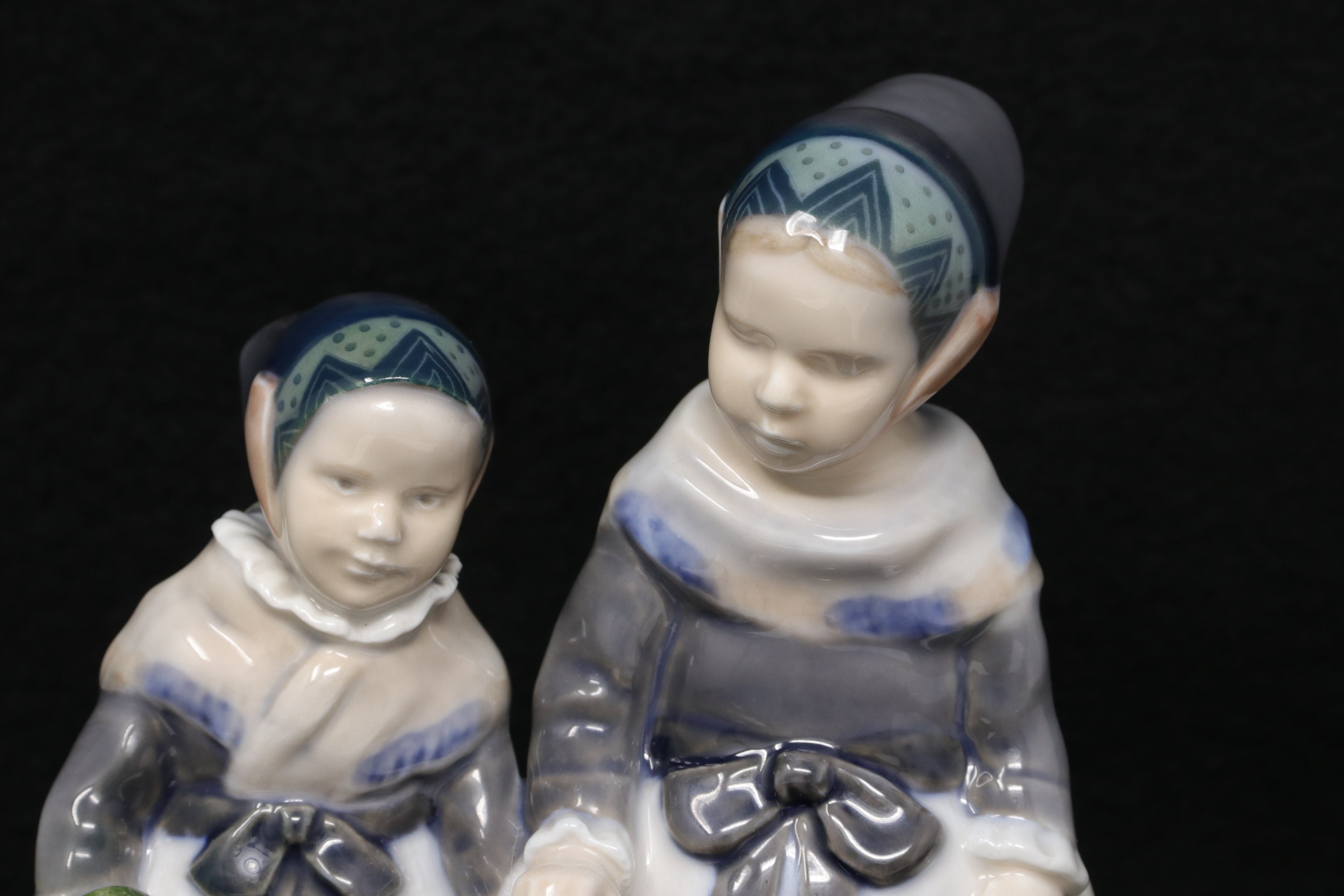 ロイヤル コペンハーゲンのフィギュア、非常に美しい 7 1/4 インチ