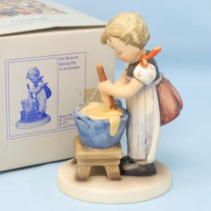 Beautiful IN BOX 5 1/4&quot; Hummel Baking Day #330, TMK6, Hummel girl, porcelain Goebel figurine, vintage bakers gift, Hummel gift with box