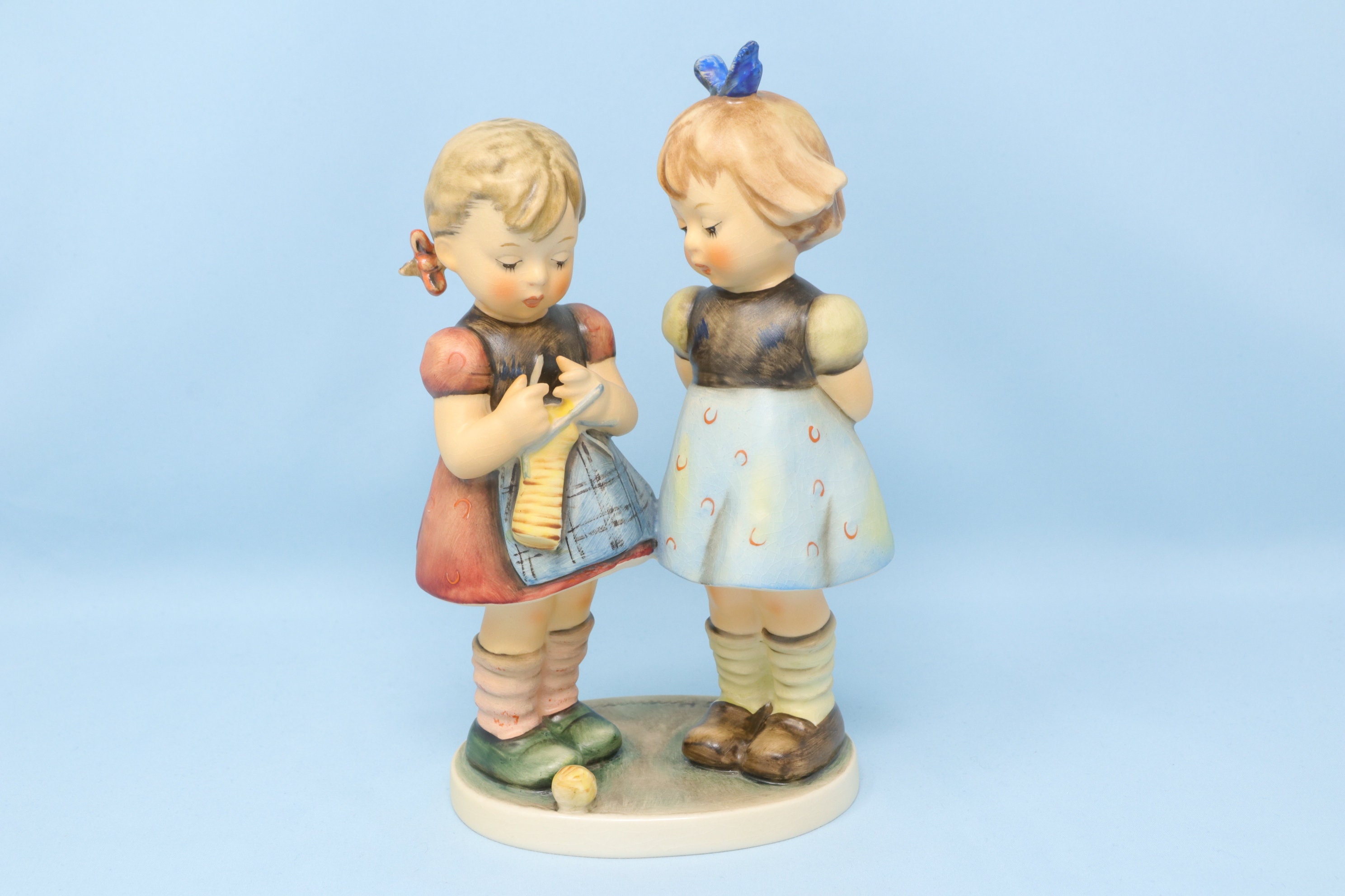 フンメル人形 Knitting Lesson 編み物 女の子 きめ細かく Hummel