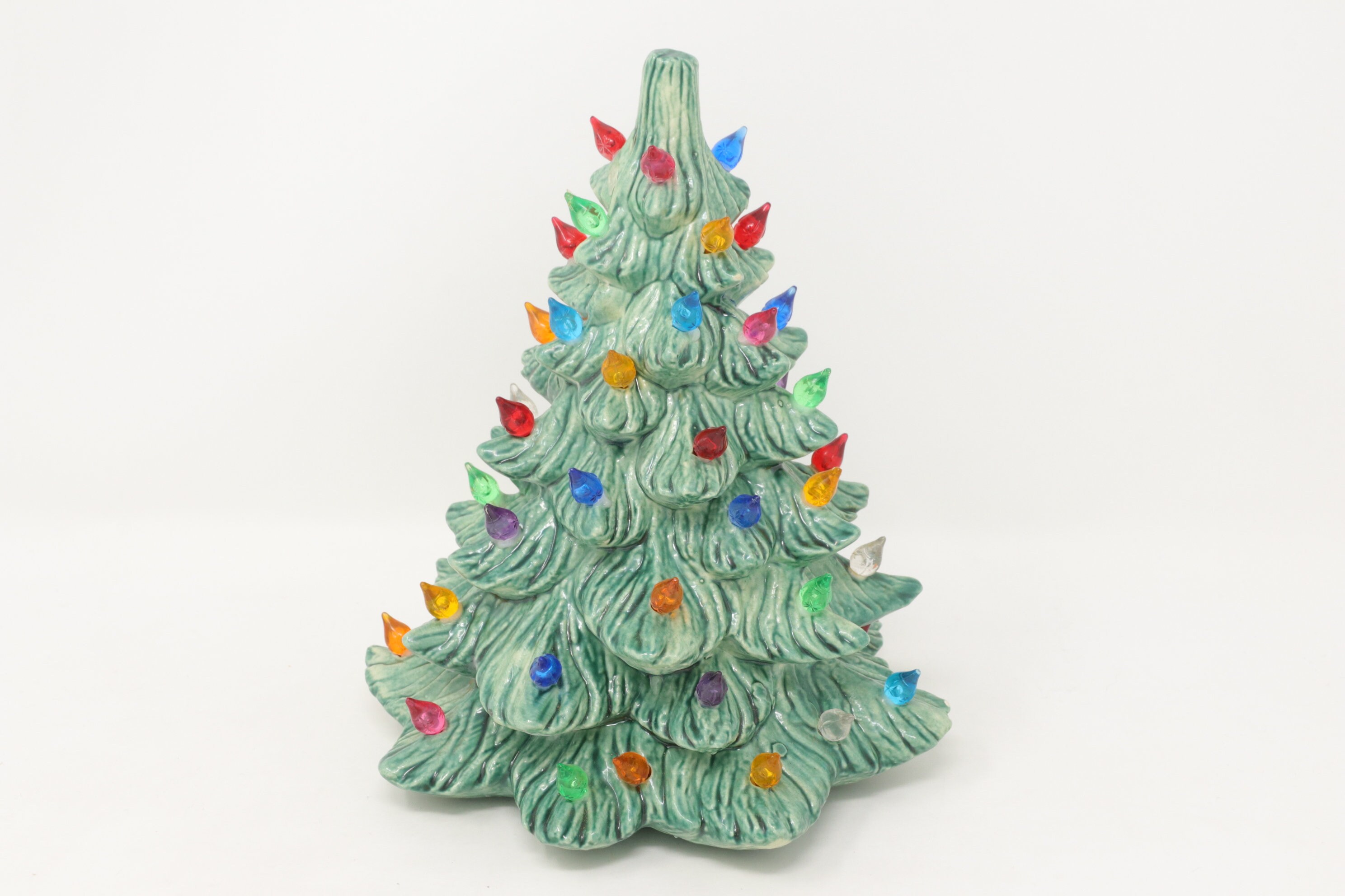 Vintage ceramic Christmas tree made by my late great Aunt in 1982 by  laura_li…  Vintage ceramic christmas tree, Ceramic christmas trees,  Christmas tree decorations