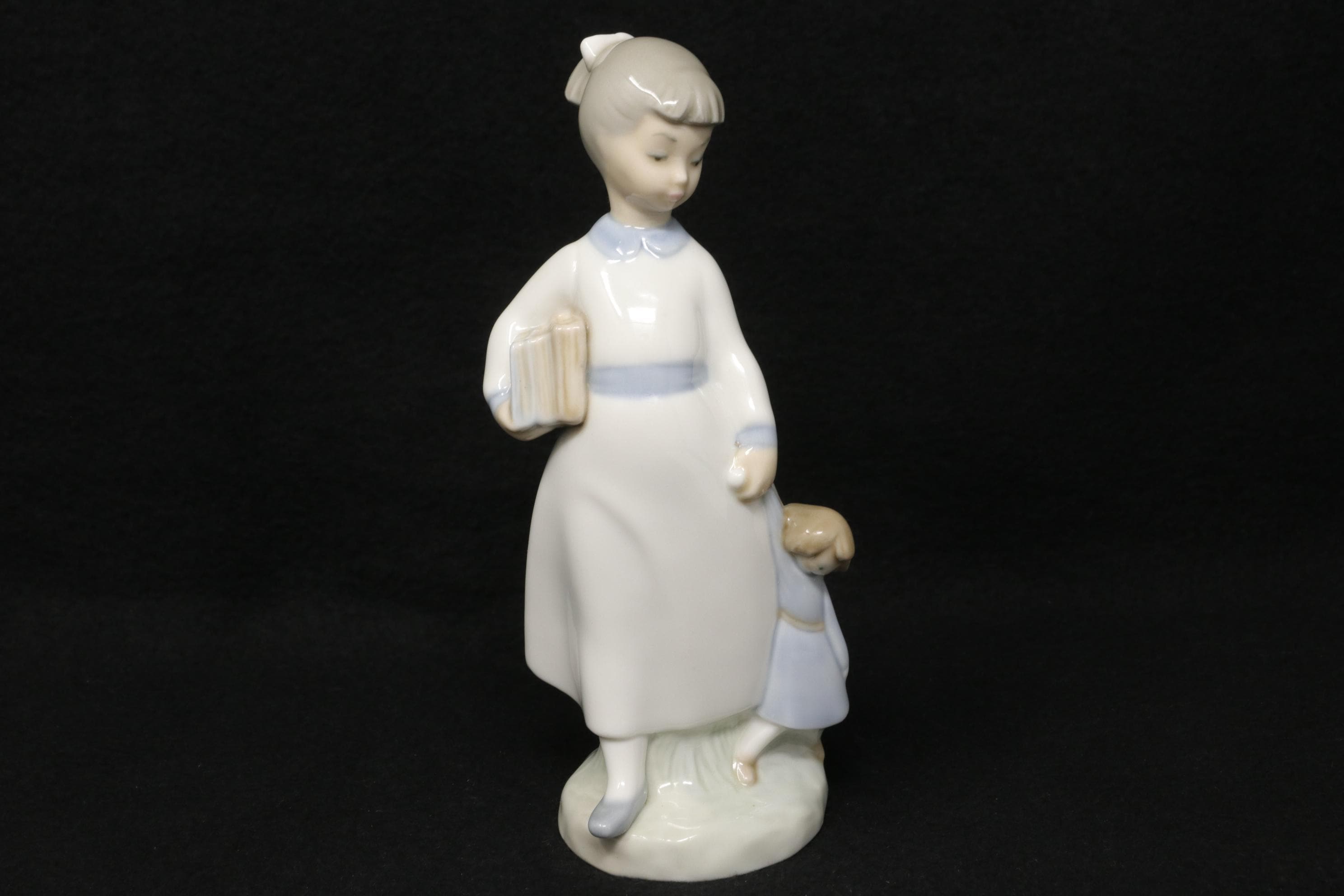 Zaphir Girl Figurine - Etsy