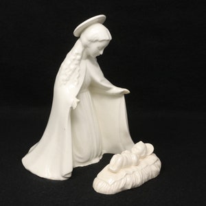 VERY NICE Vintage Hummel Virgin Mary and Baby Jesus figurines #214/A, Goebel Hummel Nativity set, Hummel 214A full bee, Christmas decor