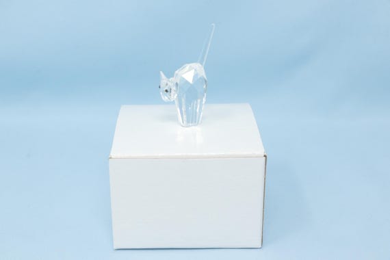 MINT in GIFT BOX 2