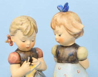 LARGE 7.5 Inch Hummel Knitting Lesson Figurine #256, TMK6, Two