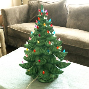 AS IS 22&quot; Atlantic Mold ceramic Christmas Tree with lights, vintage Christmas decor, 1974 Christmas tree with base and light bulb