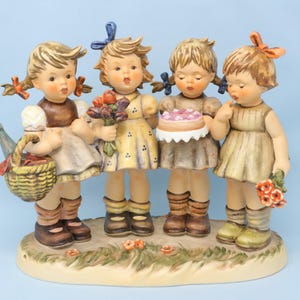 MINT IN BOX 9 3/4&quot; Hummel We Wish You the Best figurine #600, 4 girls with cake and flowers, Goebel figurine, Hummel Century Collection
