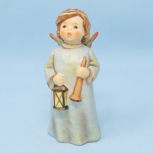 MINT 4&quot; Hummel Hosanna angel figurine #480, TMK6, Hummel angel with lantern, Goebel 480, Hummel gift