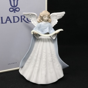 VERY NICE In BOX 7&quot; Lladro Angel Tree Topper #5875, Lladro Singing Angel with music sheet, porcelain angel figurine, Christmas decor