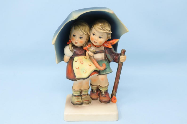 VERY NICE Hummel Stormy Weather figurine #71, TMK3, boy and girl with umbrella, Goebel kids, vintage Hummel figurine, porcelain gift
