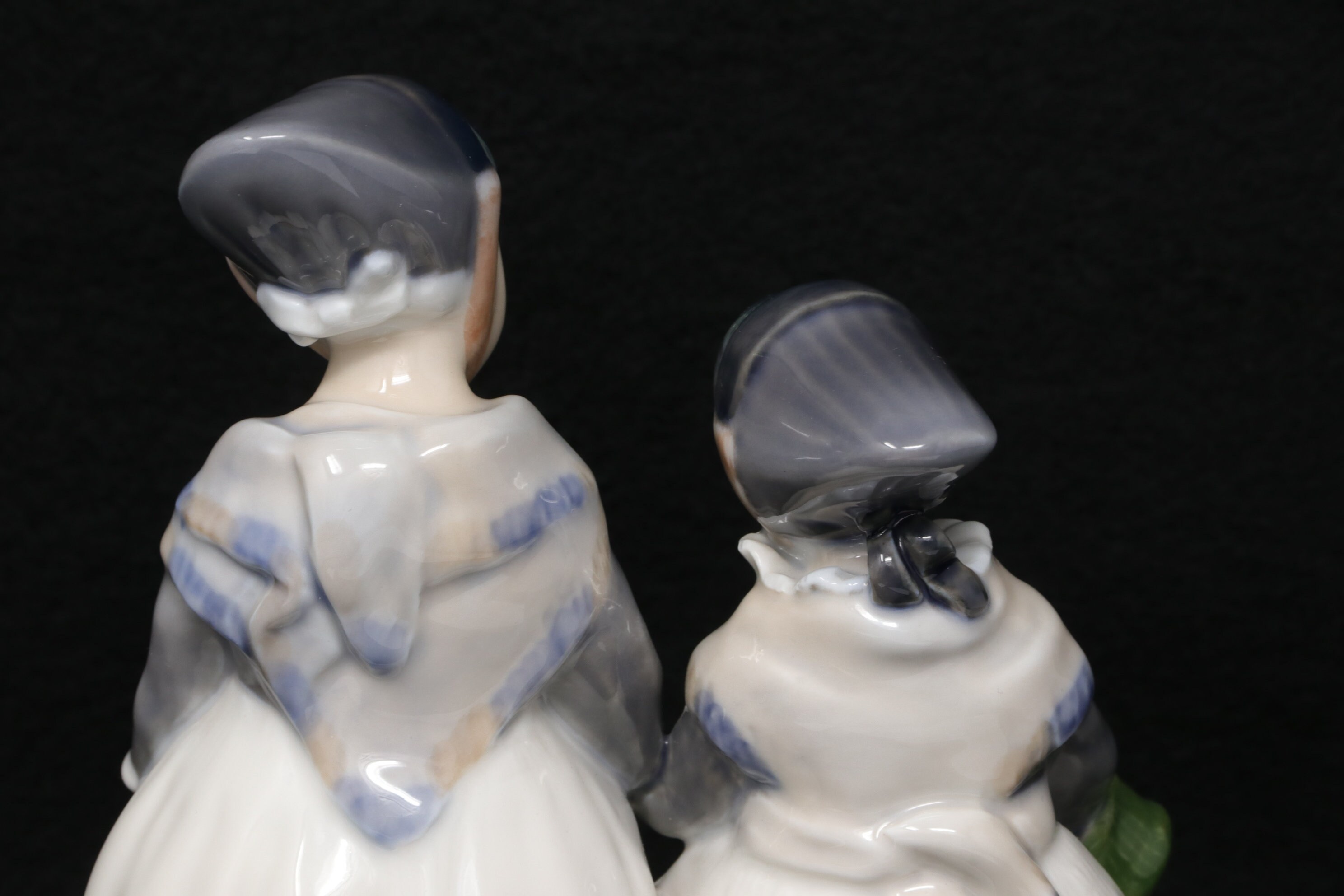 ロイヤル コペンハーゲンのフィギュア、非常に美しい 7 1/4 インチ