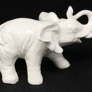 MINT 6.5&quot; Ardalt White Elephant figurine, elephant statue, collectible animal figurine, porcelain home decor, made in Taiwan