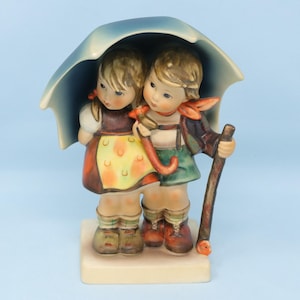 MINT Stormy Weather, Hummel figurine #71, TMK5, boy and girl with umbrella, 1970s Goebel porcelain figure, perfect for a gift