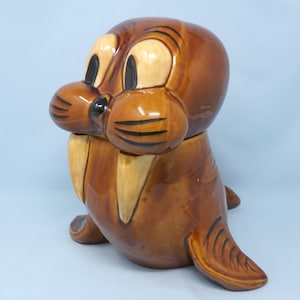 Willy the Walrus cookie jar, Doranne California Pottery, collectible brown cookie jar, 1960s, adorable animal, walrus decor, vintage gift