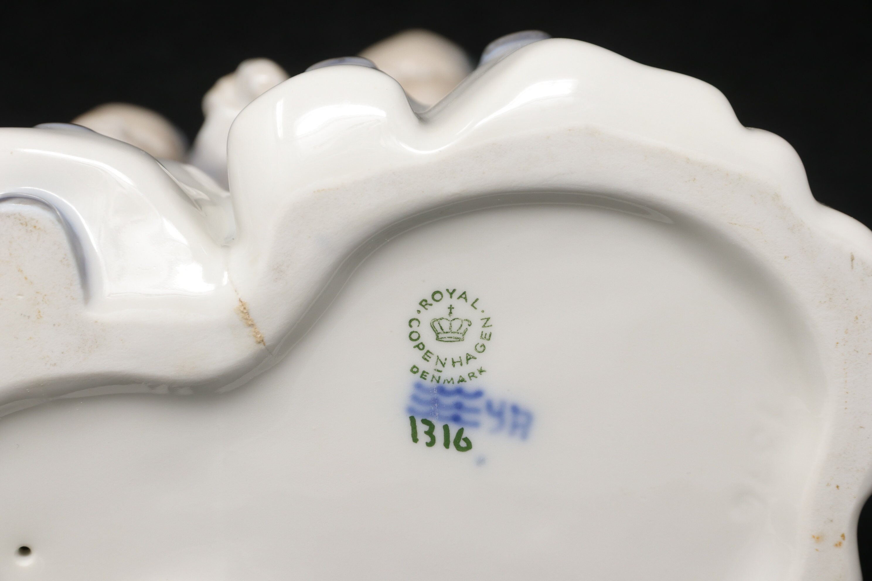 Royal Copenhagen Figurine, VERY NICE 7 1/4
