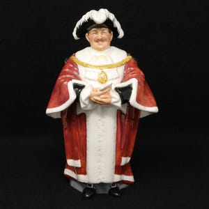 MINT 8&quot; Royal Doulton The Mayor figurine, HN 2280, collectible retired Royal Doulton figurine, Royal Dalton collectors gift