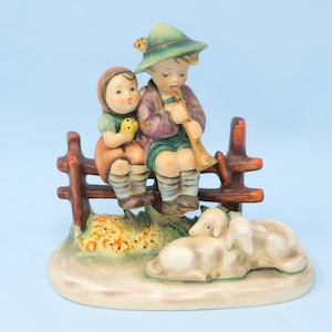 NICE VINTAGE Hummel Eventide figurine #99, TMK3, 4 3/4" tall, Goebel Hummel figurine, Hummel boy and girl with lambs, vintage Hummel gift