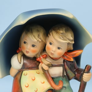 VERY NICE Hummel Stormy Weather figurine #71, TMK3, boy and girl with umbrella, Goebel kids, vintage Hummel figurine, porcelain gift