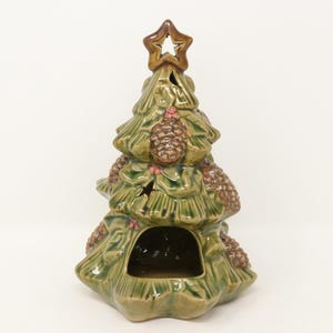 MINT 7 3/4&quot; Christmas Tree tealight candle holder, vintage ceramic Christmas decor, tea light candleholder