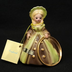Josef Originals England figurine, Excellent Vintage, mid-century porcelain girl doll, Little Internationals series, England gift/ decor