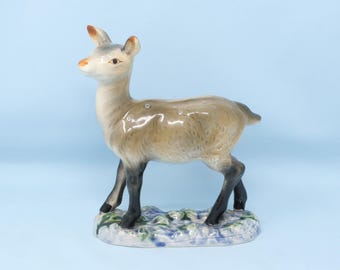VERY NICE 6" tall deer figurine, made in Japan, porcelain deer sculpture, vintage deer decor