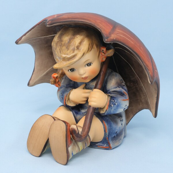 Excellent Vintage Hummel Umbrella Girl figurine #152/0 B, 4 3/4" tall, TMK5, Hummel figurine, Goebel Hummel girl 152B, vintage Hummel gift