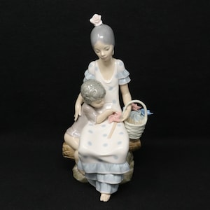 NICE 2nd quality Lladro Gypsies figurine #4993, RARE 9.5 inch tall Lladro figure, girl and boy with pinwheels, retired Lladro sculpture
