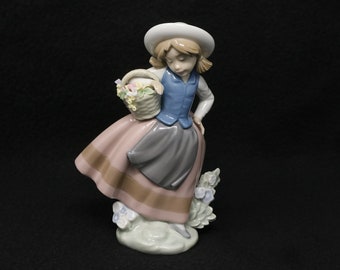Lladro I Feel Pretty #5678 - Etsy