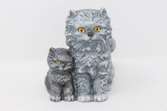 MINT 5 Inch Goebel Cats Figurine, Gray Persian Cat With a Kitten