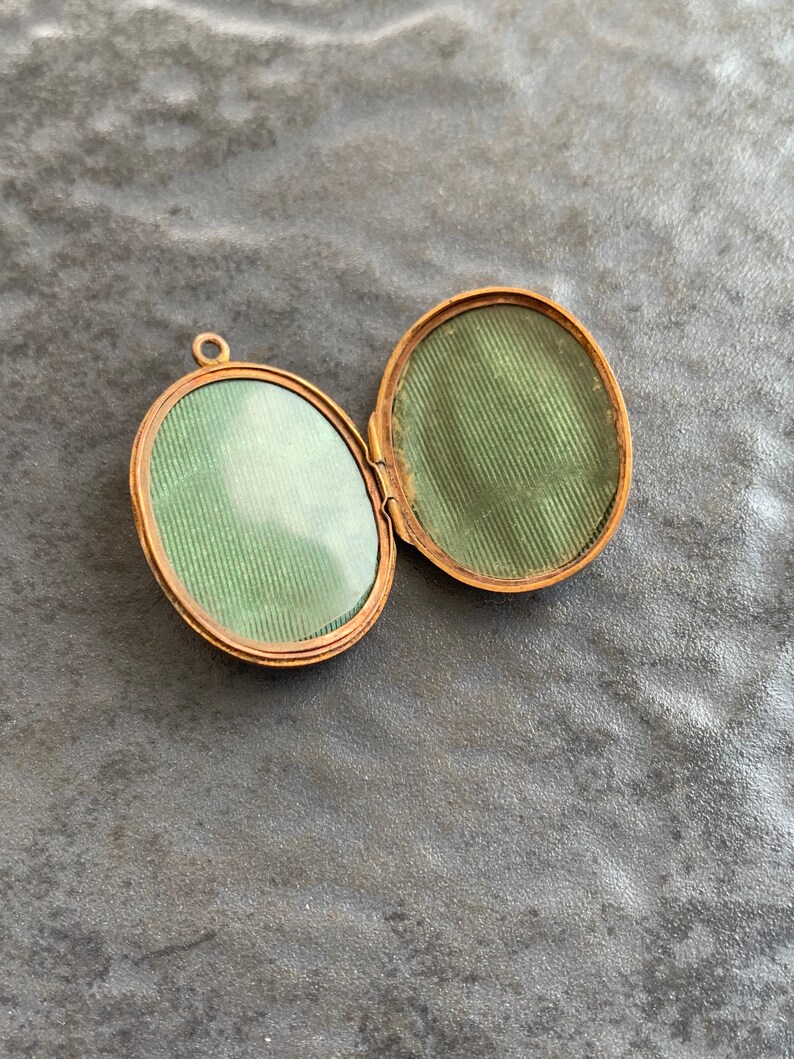 Vintage Sweet 9ct Gold Bird Locket Pendant Etsy