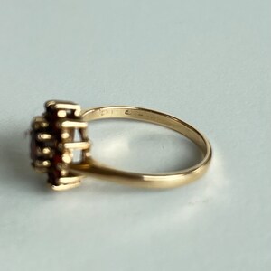Vintage 9ct Yellow Gold Garnet Cluster Ring - Etsy
