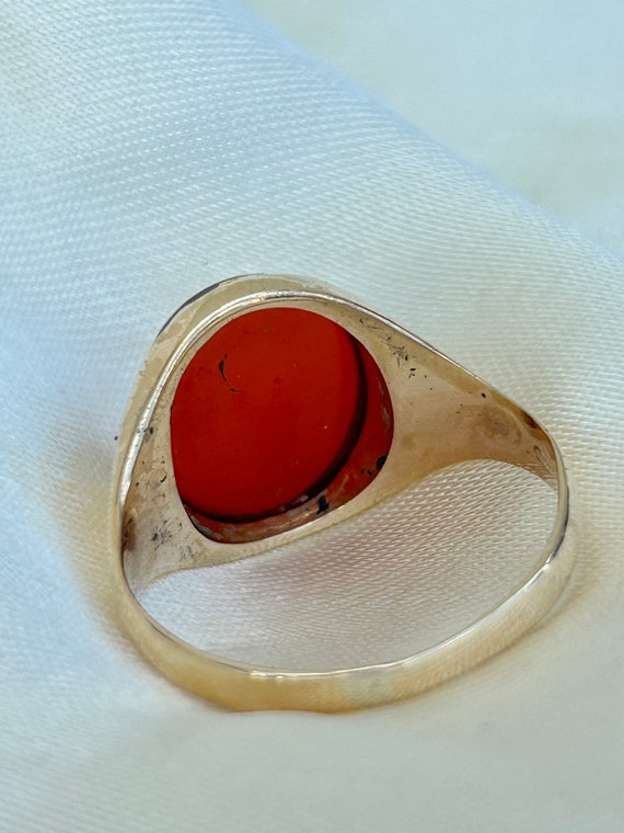 Pre Loved Chunky Carnelian Signet Ring in 9ct Yel… - image 6