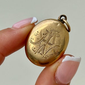 Antique Gold Locket Pendant