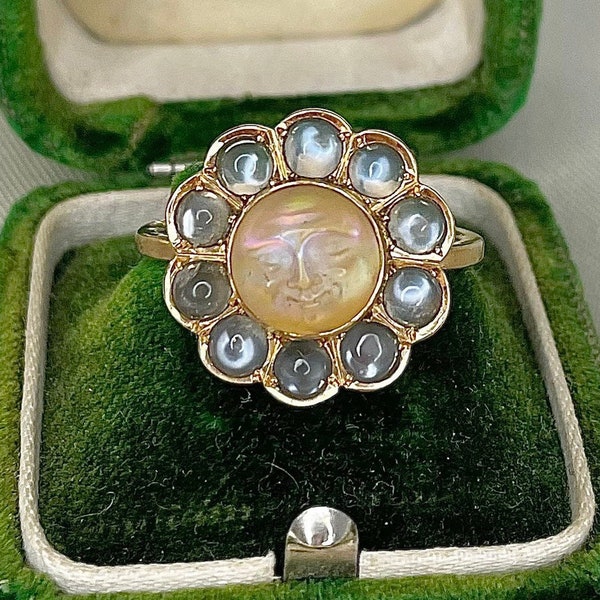 Antique 15ct Yellow Gold Rainbow Moonstone Cluster Ring