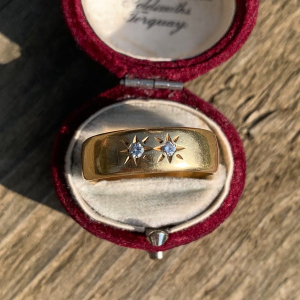 Antiguo anillo de estrella de diamantes de oro amarillo de 14 quilates Moi Et Toi con inscripción