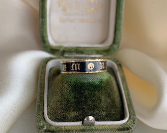 Antique Black Enamel ‘In Memory Of’ Band Ring