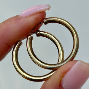 Vintage Chunky 9ct Gold Hoop Earrings