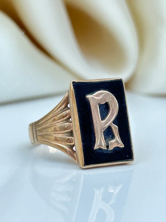 Vintage 9ct Yellow Gold Initial R Onyx Signet Ring - image 5