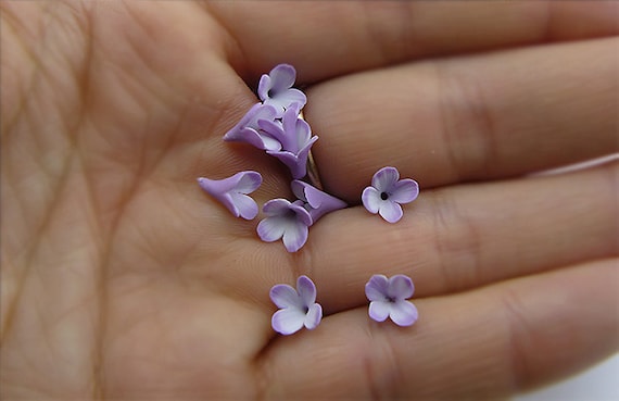 Small lilac polymer clay flowers, flower beads, polymer clay beads, 20 psc