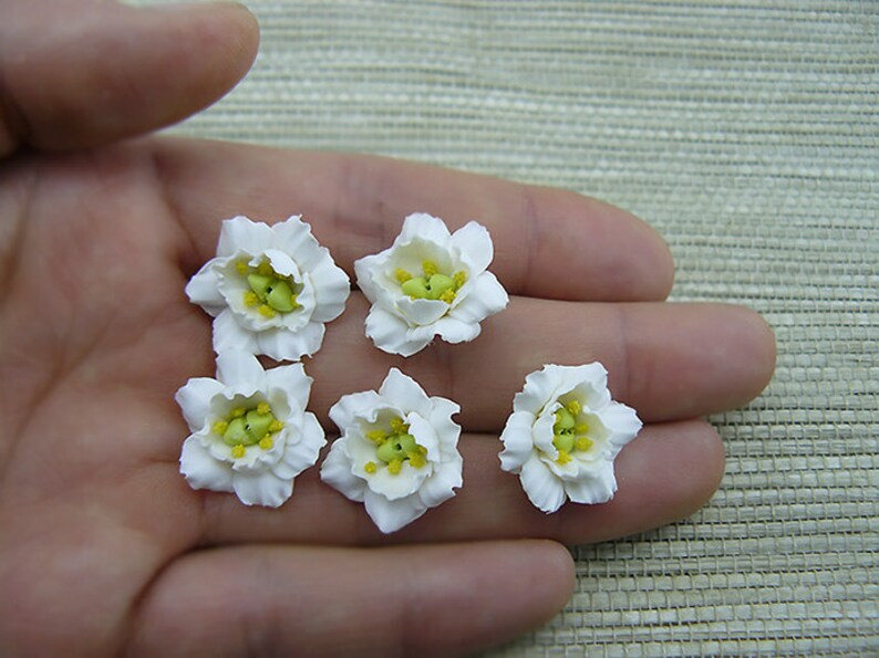 White Eustoma, Polymer Clay Flower beads, White Flowers, 5 pieces image 1