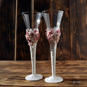 Wedding Champagne Flutes Blush Pink for Bride & Groom, Personalized Toasting Glasses Boho Chic, Wedding decor toast glasses