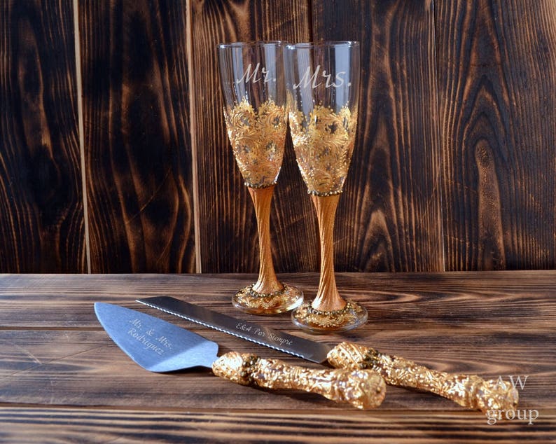 personalized wedding glasses and