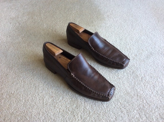 bromley and russell shoes