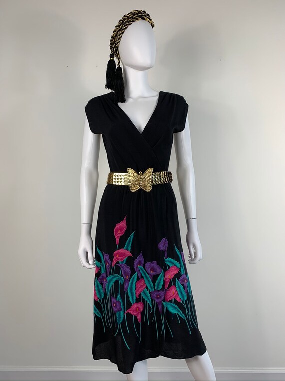 Vtg 70s floral rayon crepe deep V open back dress